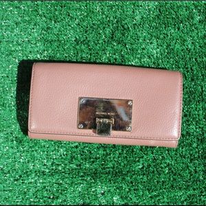 Pink Michael kors wallet